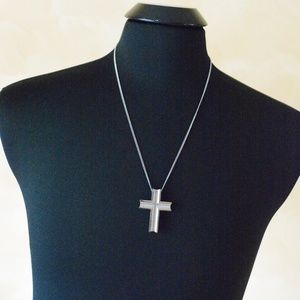 Accents Kingdom Men's Titanium Cross Necklace